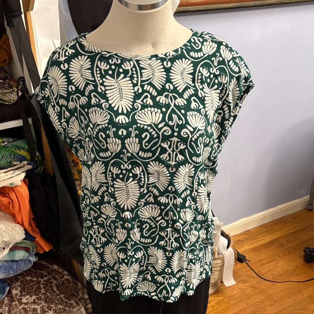 H&M Forest Green and White Patterned Tunic